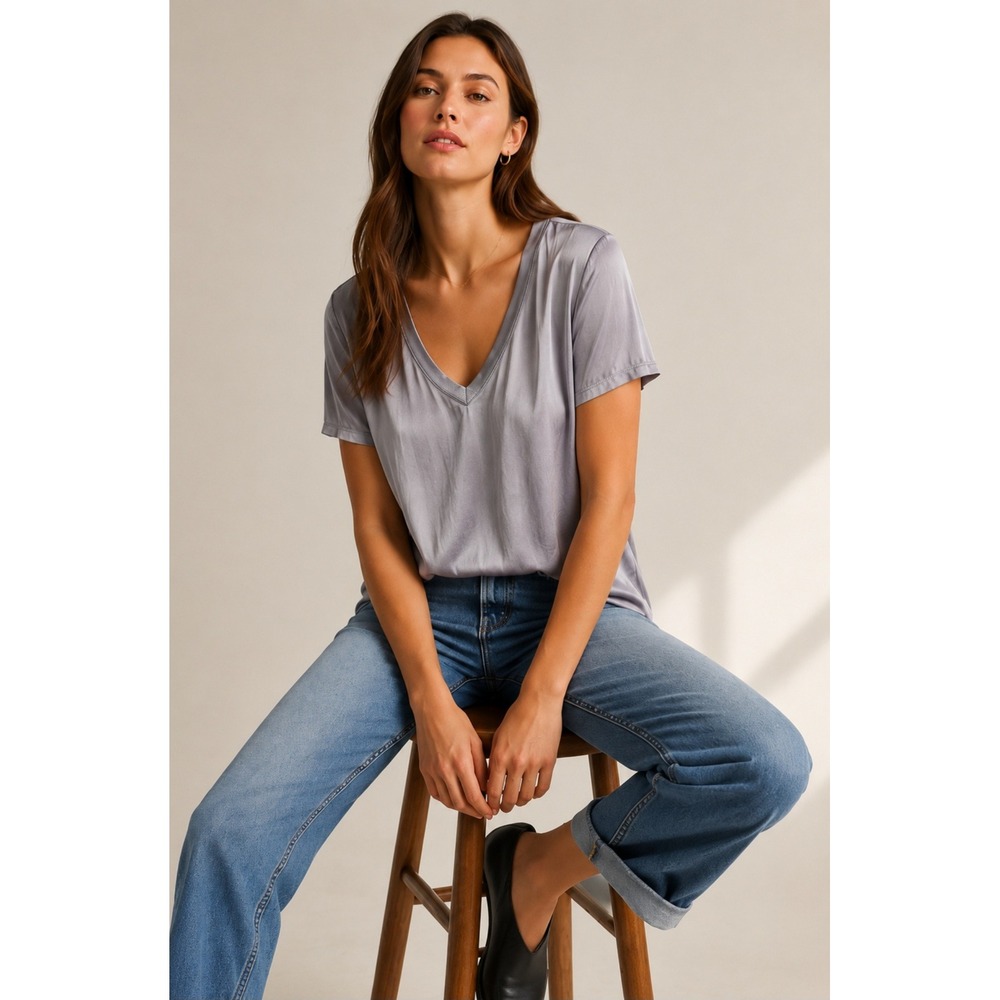 NWT Nation LTD June Satin V-Neck Top Small Gray Silky Sateen Ribbed Tee
